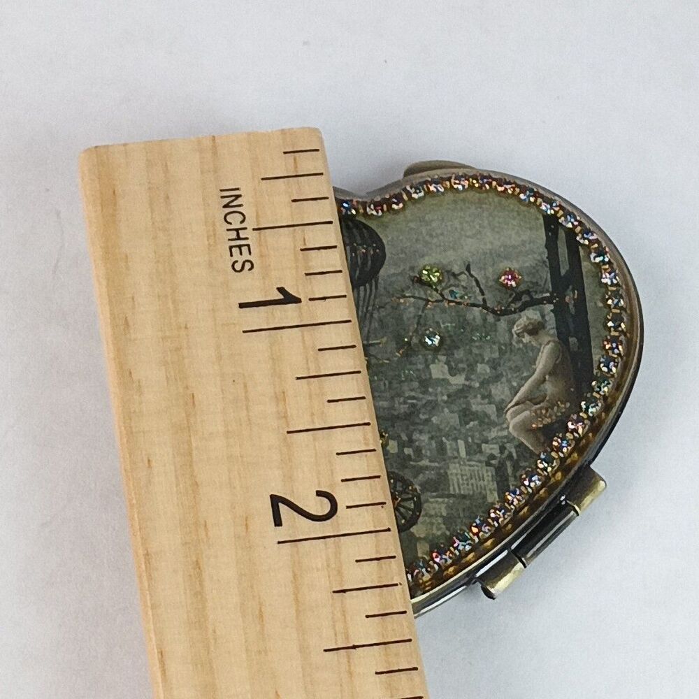 Michal Negrin Crystals Heart Shaped Mirror Compact In Original Box 2.5" - Picture 6 of 7